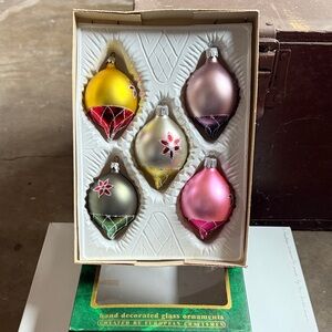 Elegant Glass Holiday Ornament Set - Multicolor
